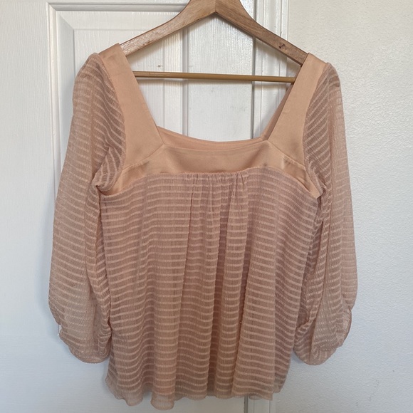 Lovely!! Anthropologie Soft Textured Lined Blouse - Picture 9 of 15